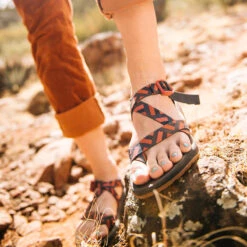 Chaco Z/Cloud 2 Women's Sandals -Patagonia Shop chaco womens z cloud 2 sandals lifestyle 4