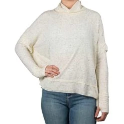 Dylan Women's Whitney Pullover -Patagonia Shop dylan womens whitney pullover natural