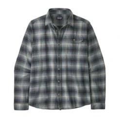 Patagonia Men's Cotton In Conversion Lightweight Fjord Flannel Shirt