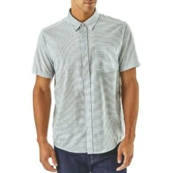 Patagonia Men's Lightweight Bluffside Short-Sleeve Shirt 30 Patagonia Men's Lightweight Bluffside Short-Sleeve Shirt -Patagonia Shop patagonia mens lightweight bluffside short sleeve shirt 1