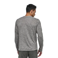 Patagonia Men's Long-Sleeved Capilene Cool Daily Shirt -Patagonia Shop patagonia mens long sleeve capilene cool daily shirt feather grey 3