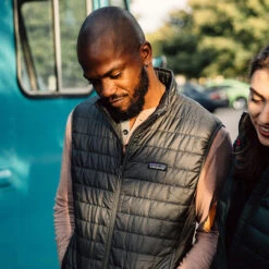 Patagonia Men's Nano Puff Vest -Patagonia Shop patagonia mens nano puff vest pic 2