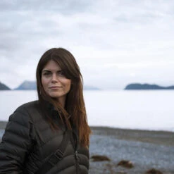 Patagonia Women's Down Sweater Jacket -Patagonia Shop patagonia womens down sweater alt 4