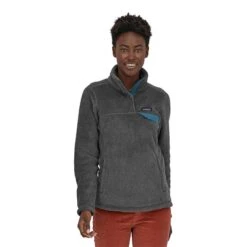 Patagonia Women's Re-Tool Snap-T Pullover -Patagonia Shop patagonia womens retool snap t pullover 2023 front