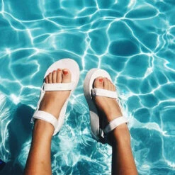 Teva Flatform Universal Women's Sandals -Patagonia Shop teva womens flatform universal sandals ls5