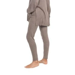 The Southern Shirt Company Women's Dreamluxe Joggers -Patagonia Shop the southern shirt co womens dreamluxe joggers back