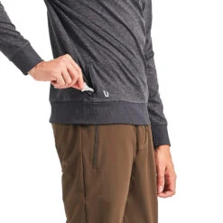 Vuori Men's Ponto Performance Crew Pullover -Patagonia Shop vuori mens ponto performance crew 4