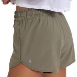 Vuori Women's Clementine Short 2.0 - 4" Inseam