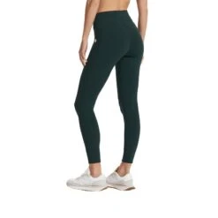 Vuori Women's Daily Pocket Leggings 6 Vuori Women's Daily Pocket Leggings -Patagonia Shop vuori womens daily pocket legging back