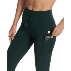 Vuori Women's Daily Pocket Leggings 7 Vuori Women's Daily Pocket Leggings -Patagonia Shop vuori womens daily pocket legging pocket