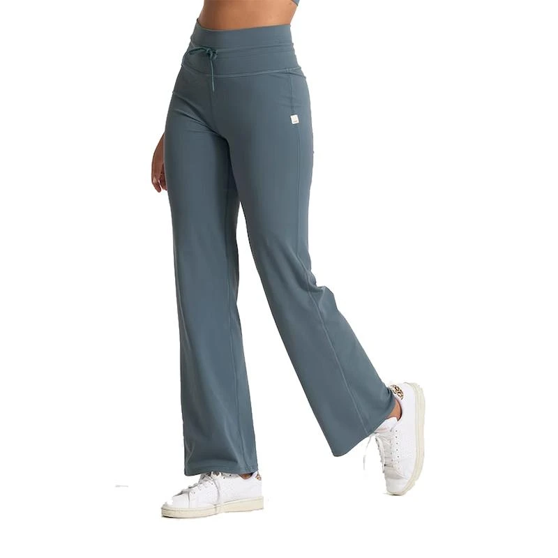 Vuori Women's Daily Wideleg Leggings 3 Vuori Women's Daily Wideleg Leggings - Image 3
