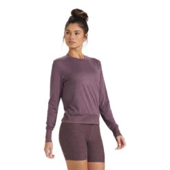 Vuori Women's Daydream Crew Pullover -Patagonia Shop vuori womens daydream crew plum heather 1