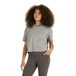 Vuori Women's Energy Tee -Patagonia Shop vuori womens energy tee heather gray1