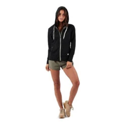 Vuori Women's Halo Performance Hoodie -Patagonia Shop vuori womens halo performance hoodie model