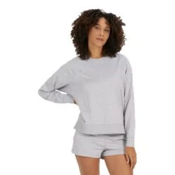 Vuori Women's Longsleeve Halo Crew Sweatshirt -Patagonia Shop vuori womens longsleeve halo crew sweatshirt pale grey heather