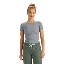 Vuori Women's Mudra Fitted Tee -Patagonia Shop vuori womens mudra fitted tee heather grey 1