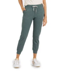 Vuori Women's Performance Jogger 33 Vuori Women's Performance Jogger -Patagonia Shop vuori womens performance jogger kelp heather