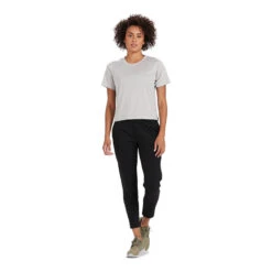 Vuori Women's Wayfarer Pants 7 Vuori Women's Wayfarer Pants -Patagonia Shop vuori womens wayfarer pants black 3