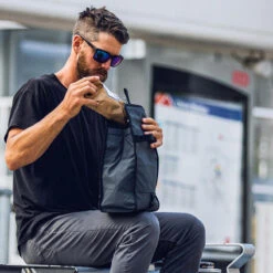 Yeti Coolers YETI Daytrip Lunch Bag -Patagonia Shop yeti daytrip lunch bag lifestyle 2